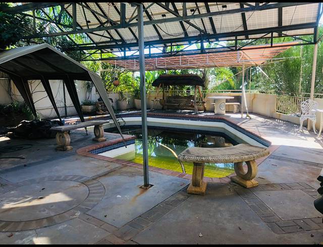 5 BEDROOM HOUSE FOR SALE IN PROTEA PARK